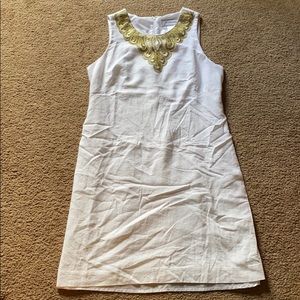 J. Howard: White Sleeveless Shift Dress